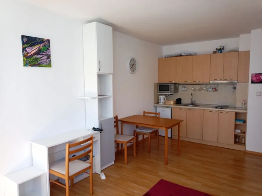 Studiya Satılır - 8240 Солнечный Берег BG Image 1