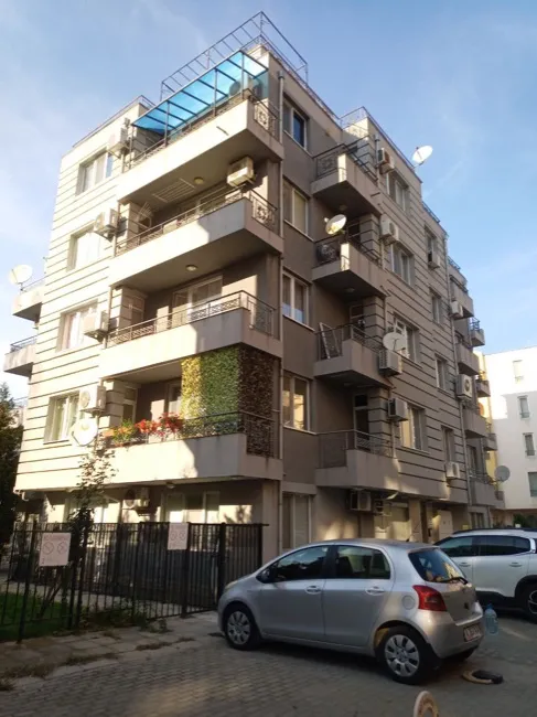Studiya Satılır - 8240 Солнечный Берег BG Image 6