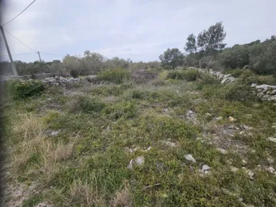 Tikinti üçün torpaq Satılır 22213 Pirovac HR