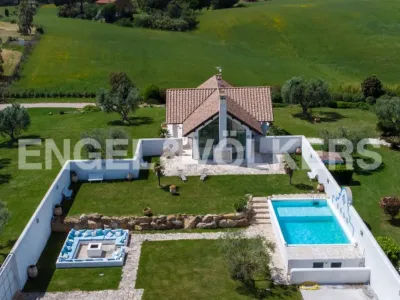 Villa Satılır 01014 Montalto di Castro (VT) IT