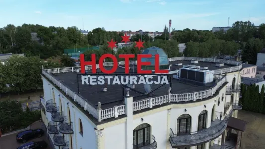 Kommersiya mülkiyyəti Satılır 05-600 Grójec PL